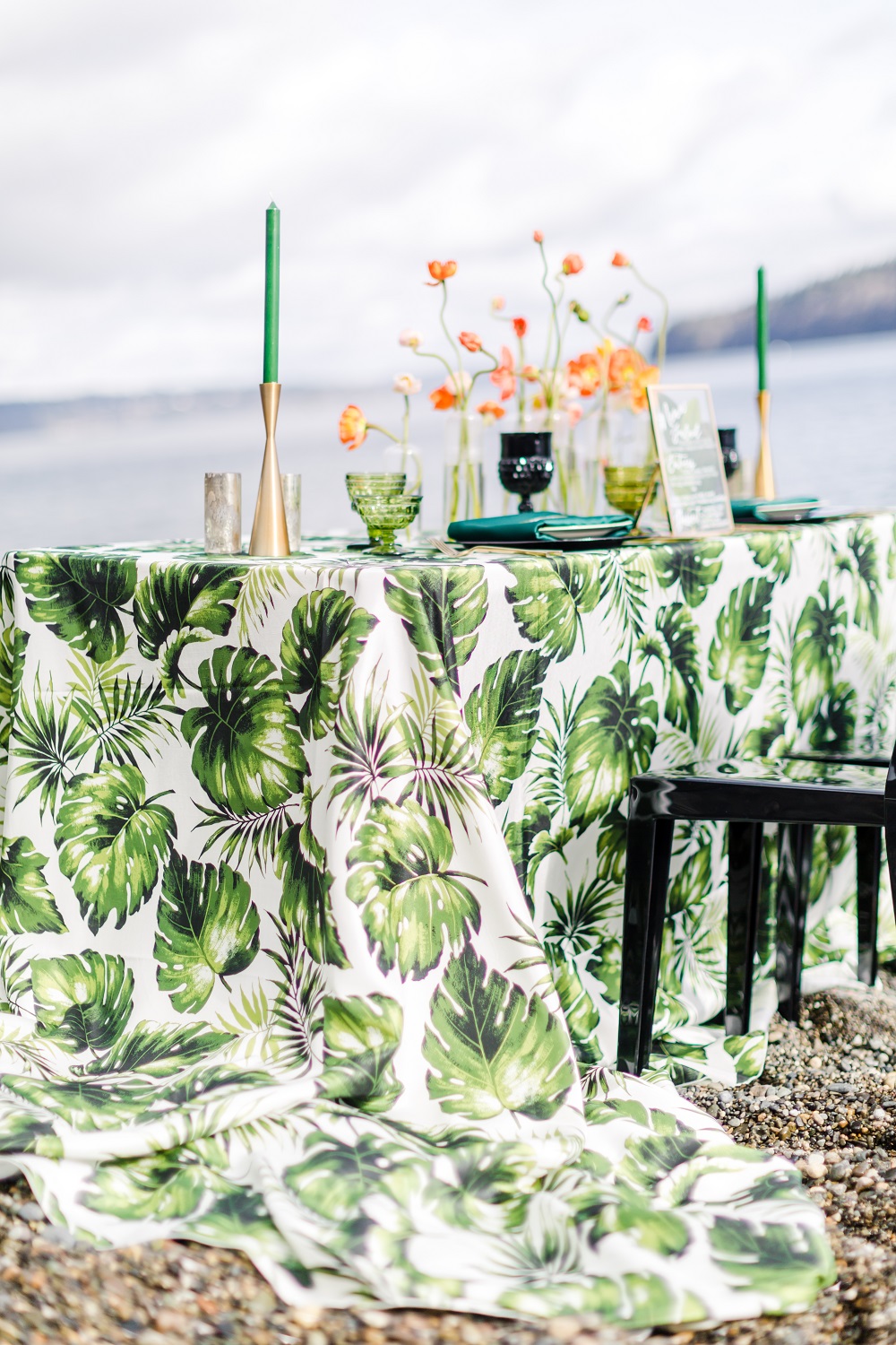 Swaying Palms Table Linen, Tropical Table Linen