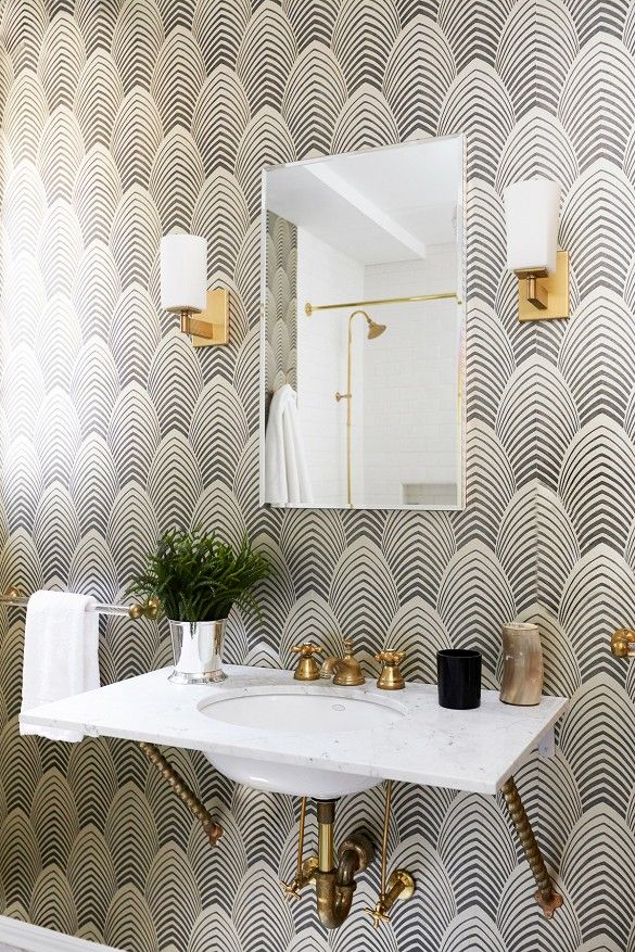 1c81e51c9300f311ca72cd593949d5bf–art-deco-bathroom-gold-bathroom (1)